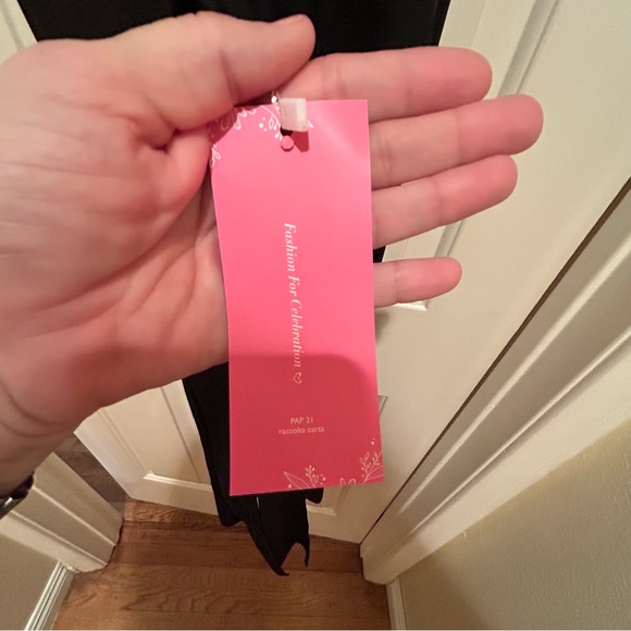 Dress- NWT SHEIN black one shoulder long dress size xs - Picture 4 of 5